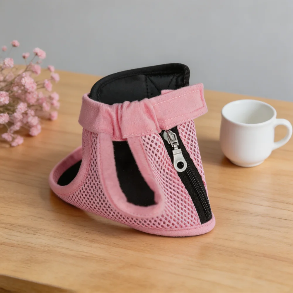 Four Limb-Out Breathable Mesh Design Pet Carrier Backpack